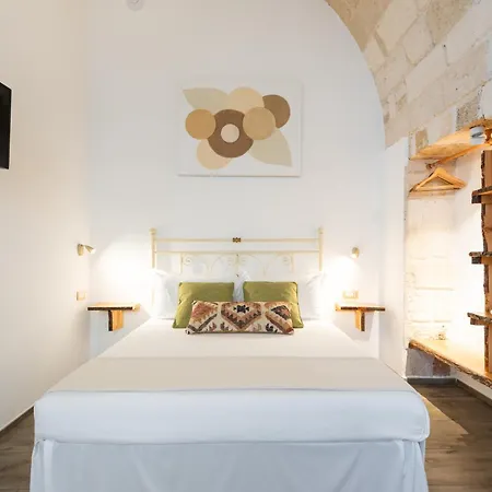 Antiche Volte - Dimore Di Charme 3* بولينيانو آ ماري